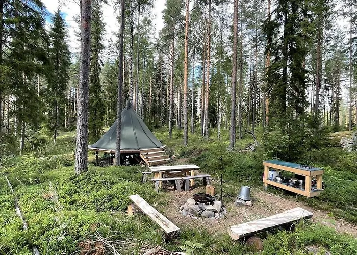 Remote Lakeside Bell Tent With Outdoor Sauna In Finland * Karkkila
