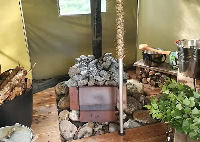 בית נופש Remote Lakeside Bell Tent With Outdoor Sauna In Finland *